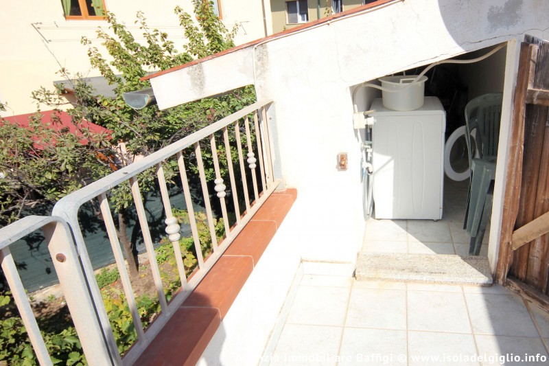 rent-gallery.alt_base