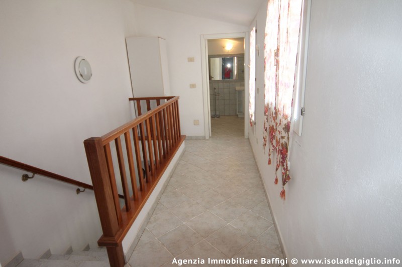 rent-gallery.alt_base