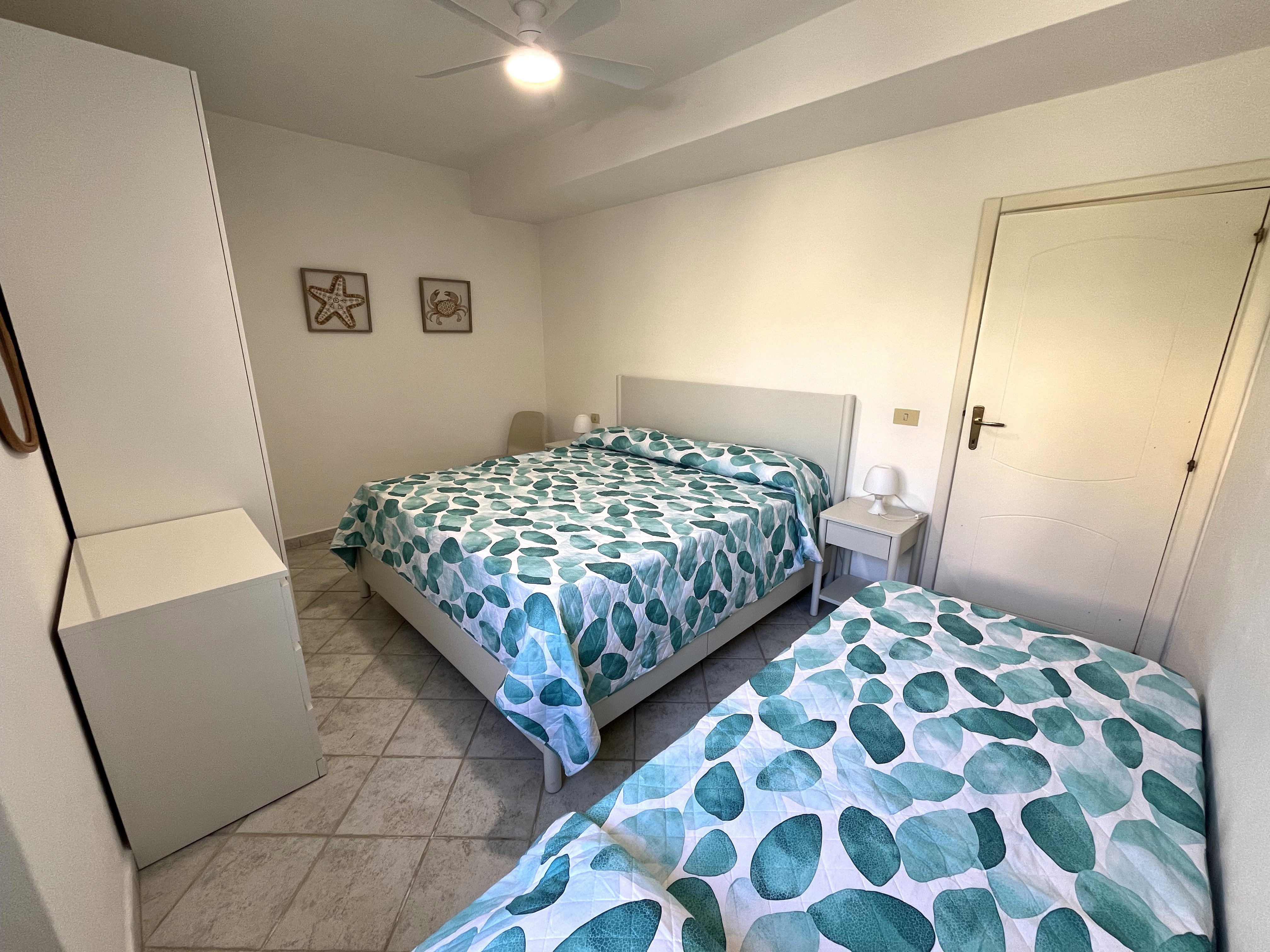 rent-gallery.alt_base