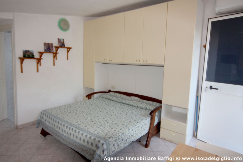 rent-gallery.alt_base