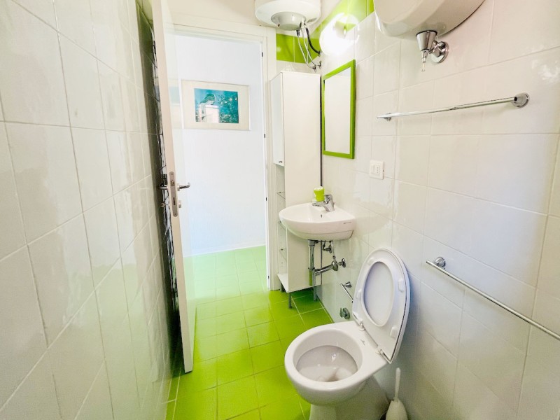 rent-gallery.alt_base