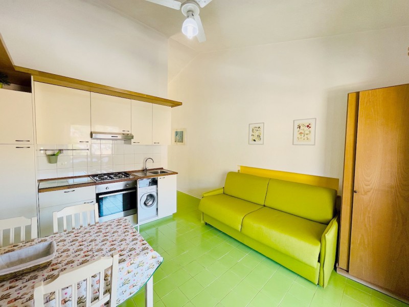 rent-gallery.alt_base