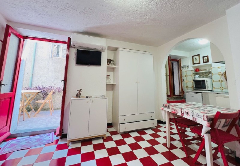 rent-gallery.alt_base