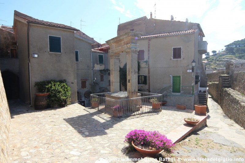 rent-gallery.alt_base