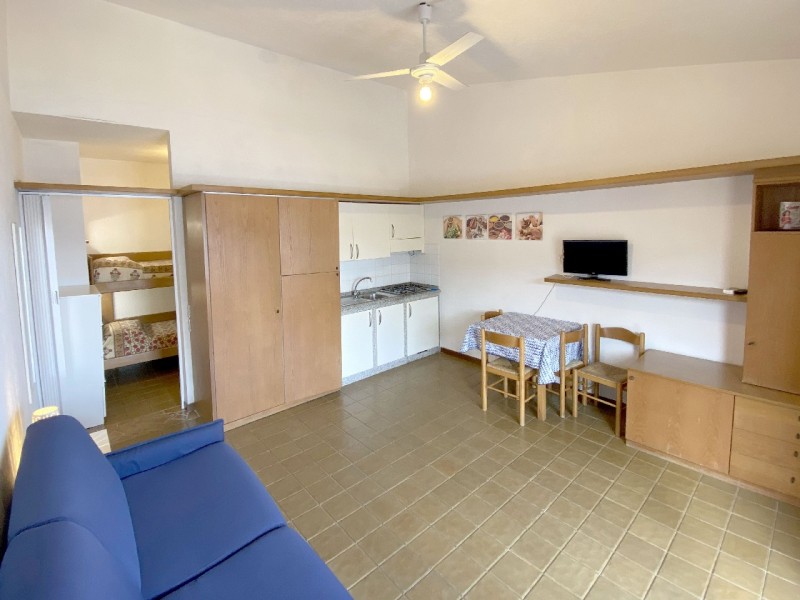 rent-gallery.alt_base