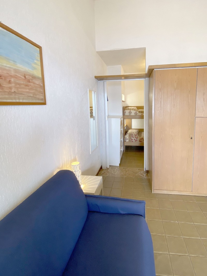 rent-gallery.alt_base