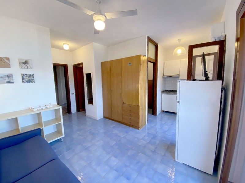 rent-gallery.alt_base