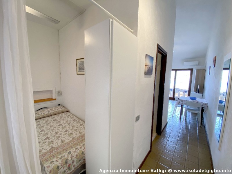 rent-gallery.alt_base