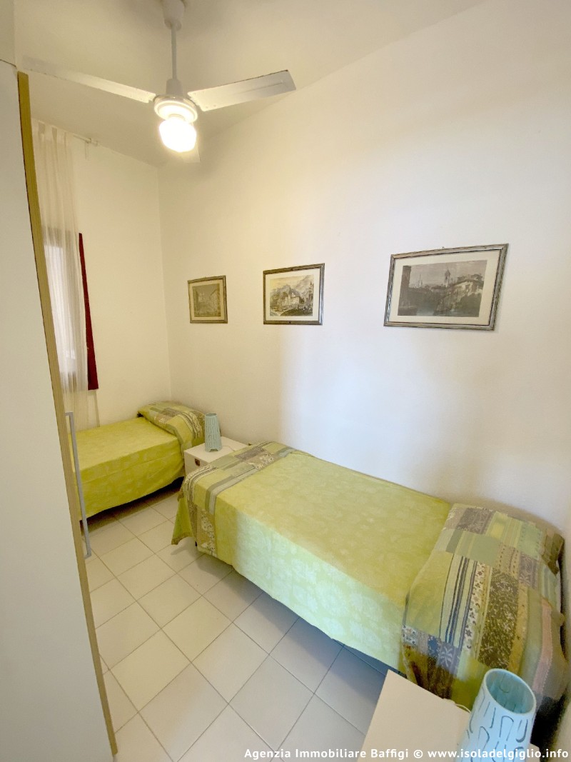 rent-gallery.alt_base