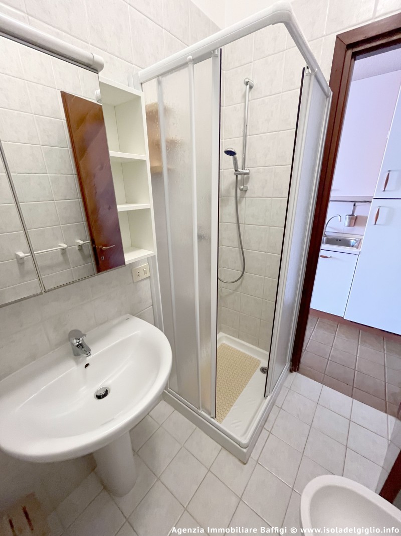 rent-gallery.alt_base