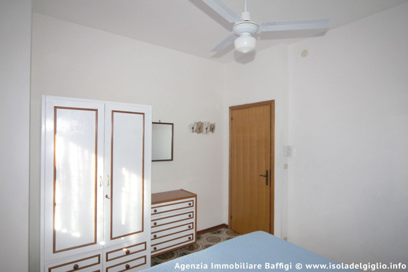 rent-gallery.alt_base