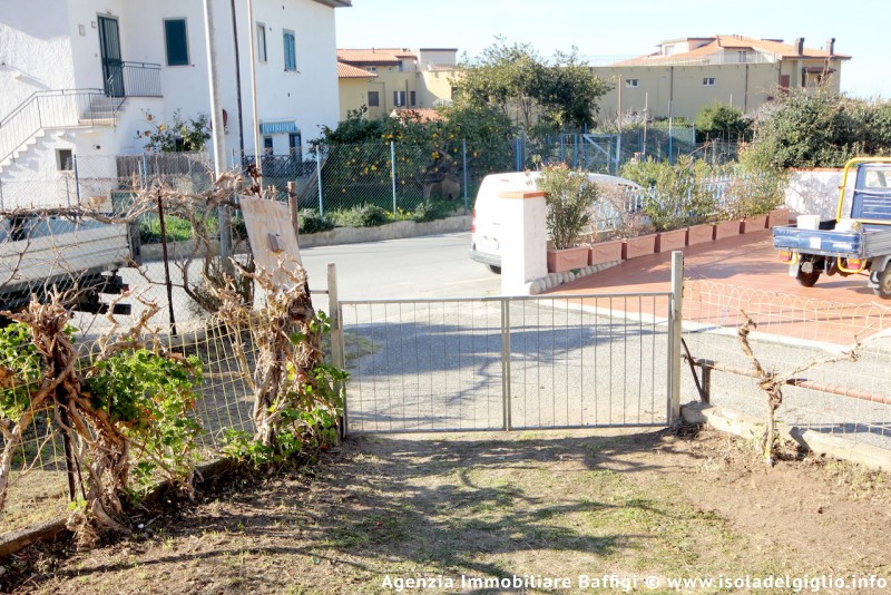 rent-gallery.alt_base