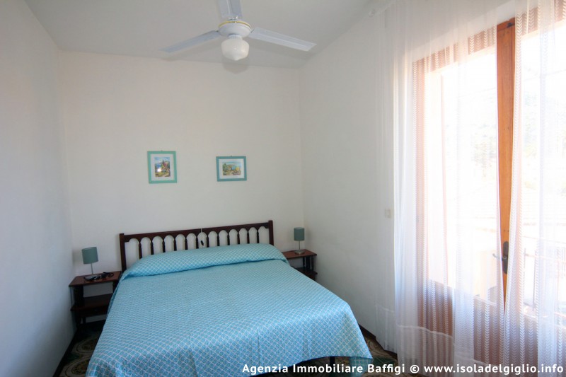 rent-gallery.alt_base