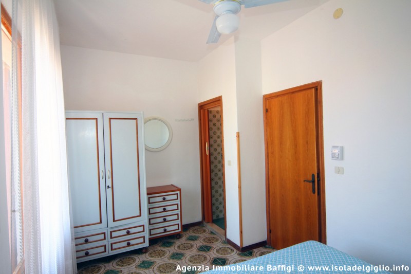 rent-gallery.alt_base