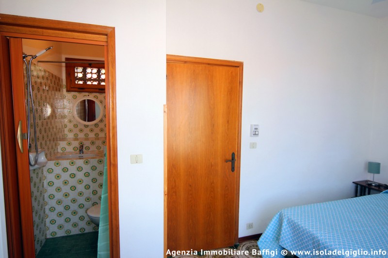 rent-gallery.alt_base