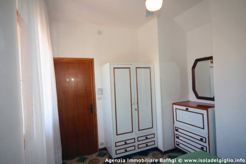 rent-gallery.alt_base