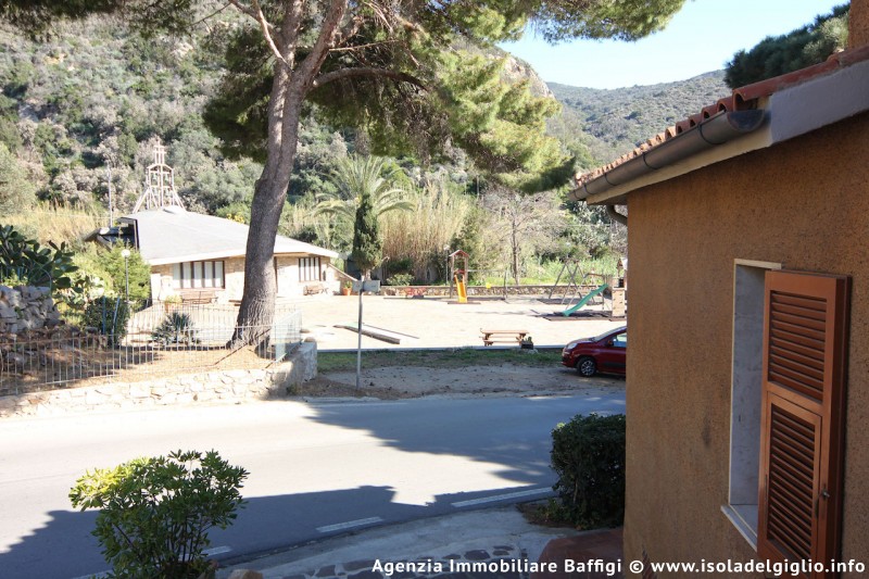 rent-gallery.alt_base