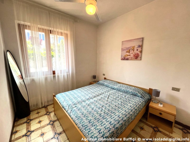 rent-gallery.alt_base