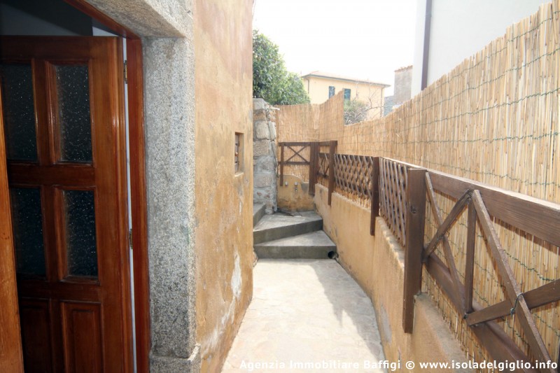 rent-gallery.alt_base