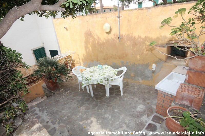 rent-gallery.alt_base