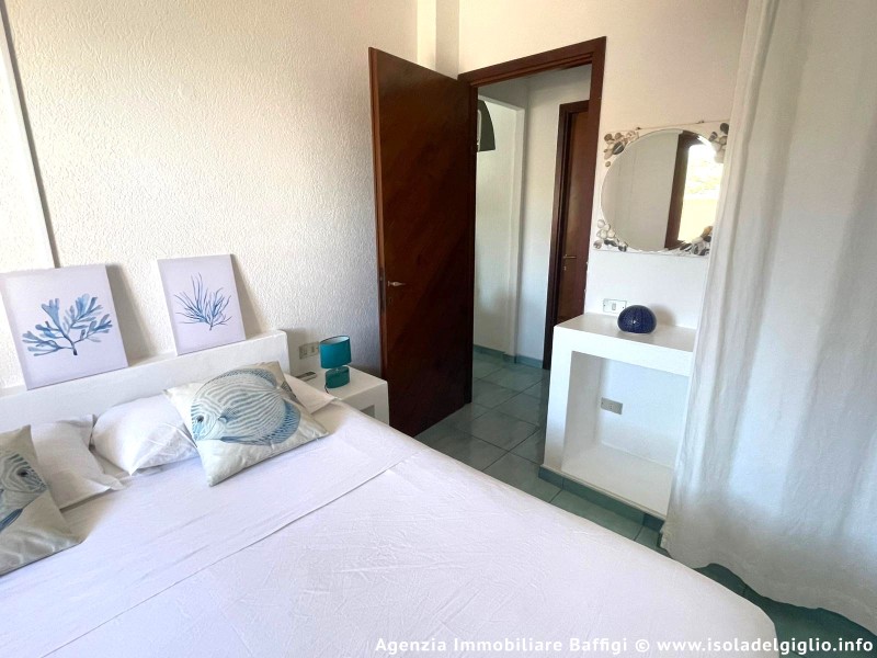 rent-gallery.alt_base