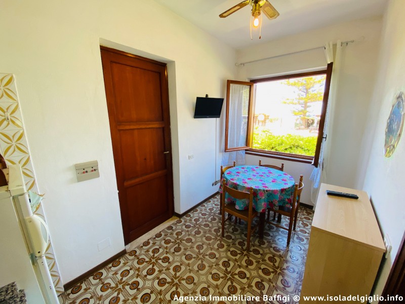 rent-gallery.alt_base