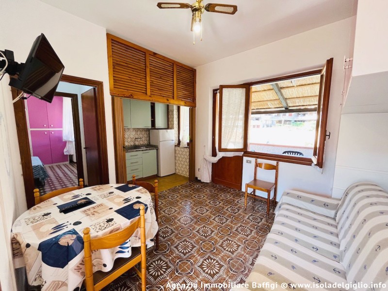 rent-gallery.alt_base