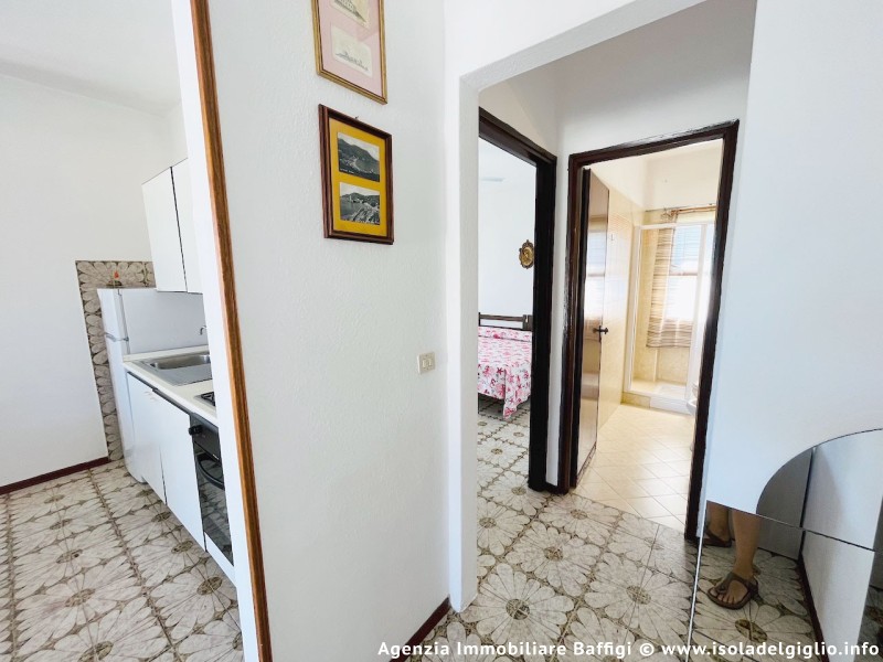 rent-gallery.alt_base