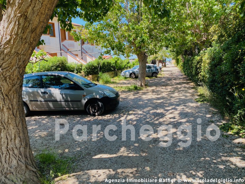 rent-gallery.alt_base