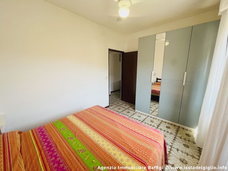 rent-gallery.alt_base