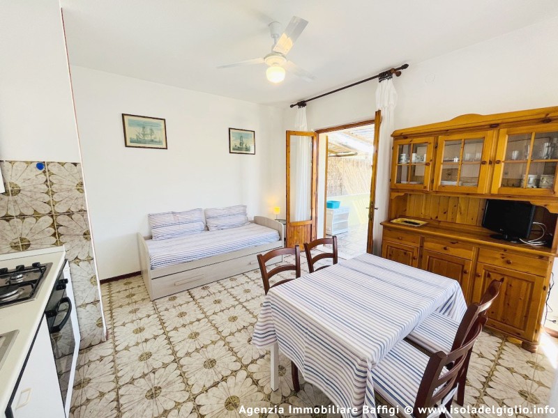 rent-gallery.alt_base