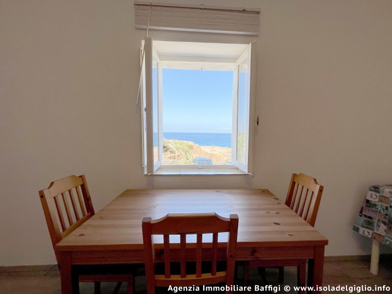 rent-gallery.alt_base