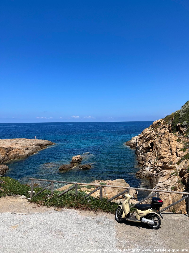 rent-gallery.alt_base