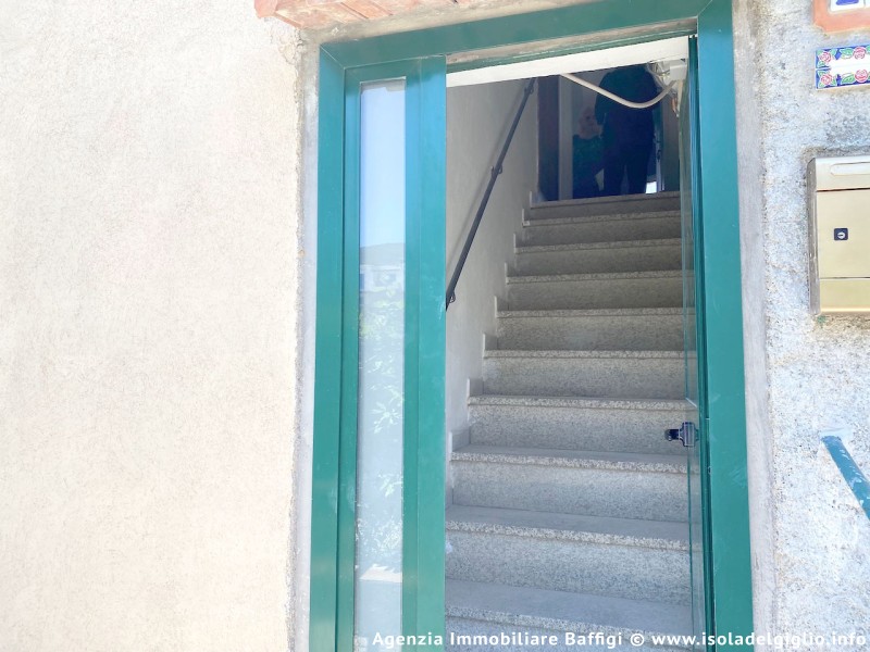 rent-gallery.alt_base