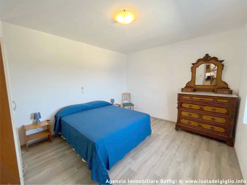 rent-gallery.alt_base