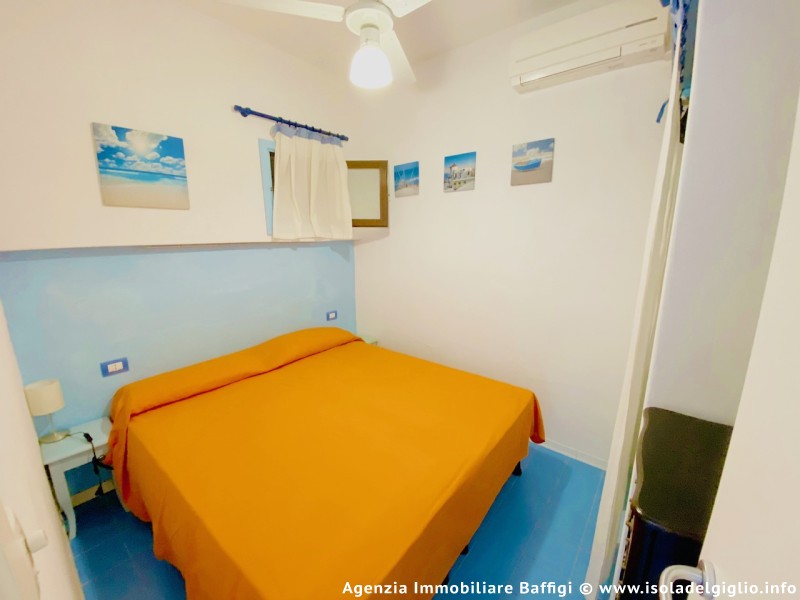 rent-gallery.alt_base