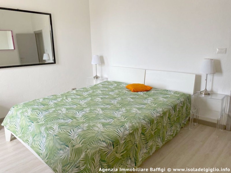 rent-gallery.alt_base