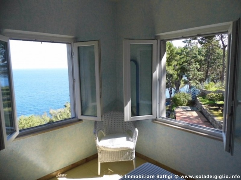 rent-gallery.alt_base