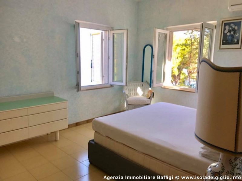 rent-gallery.alt_base