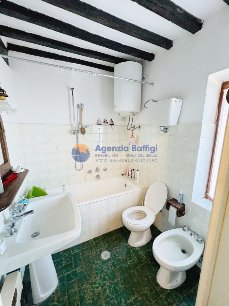 rent-gallery.alt_base