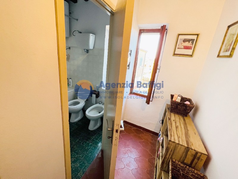 rent-gallery.alt_base