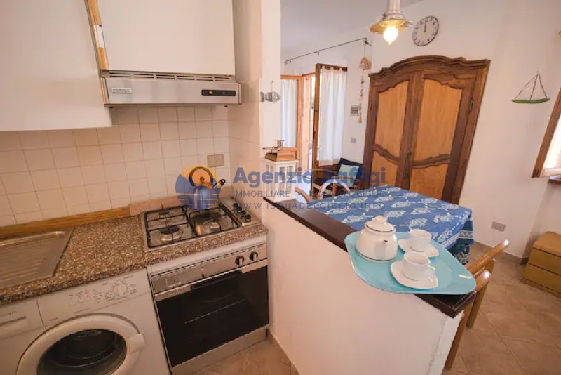 rent-gallery.alt_base