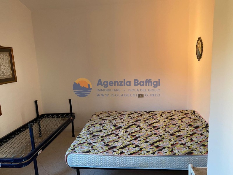 rent-gallery.alt_base