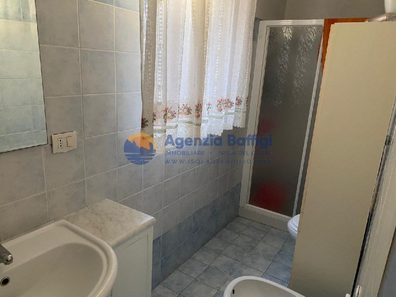 rent-gallery.alt_base