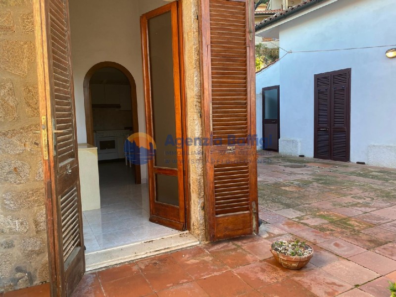 rent-gallery.alt_base