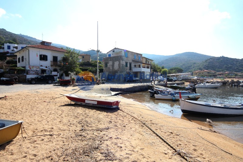 rent-gallery.alt_base