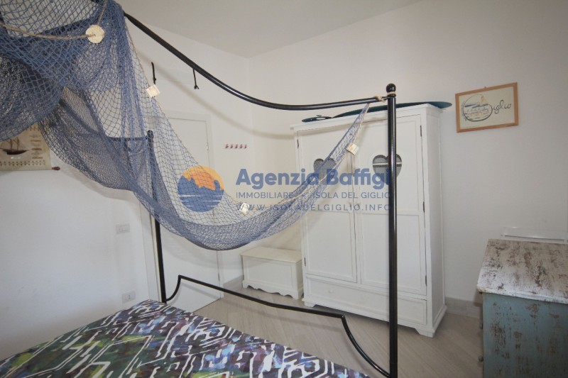 rent-gallery.alt_base