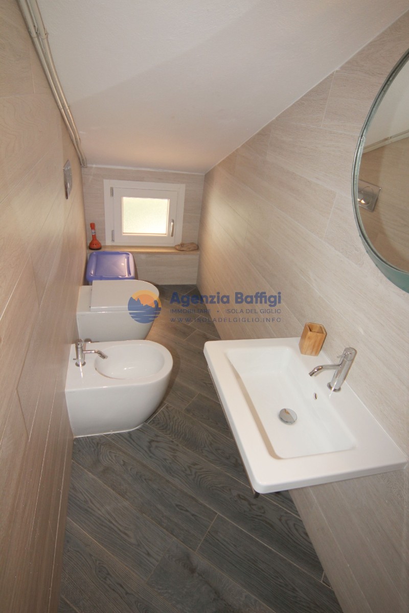 rent-gallery.alt_base