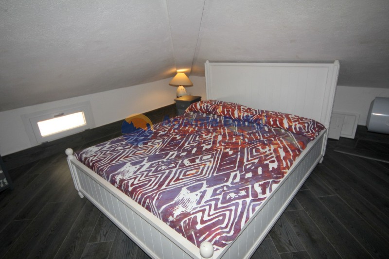 rent-gallery.alt_base