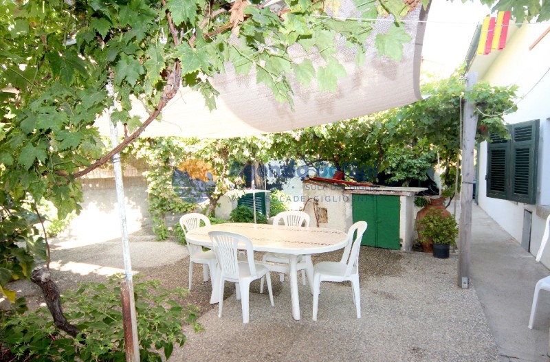 rent-gallery.alt_base